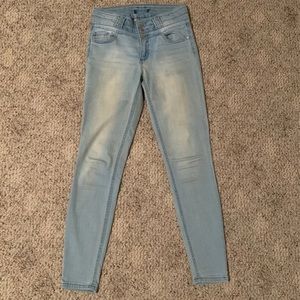 Skinny jeans